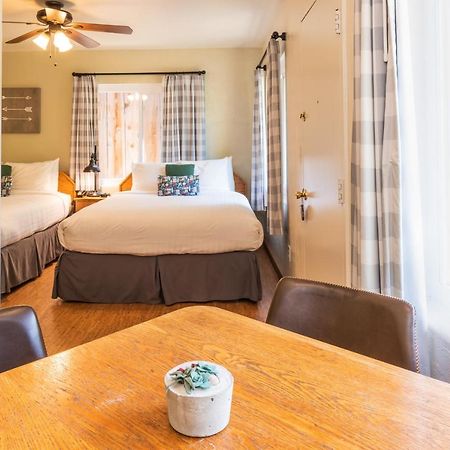 Buckeye Tree Lodge Three Rivers Esterno foto