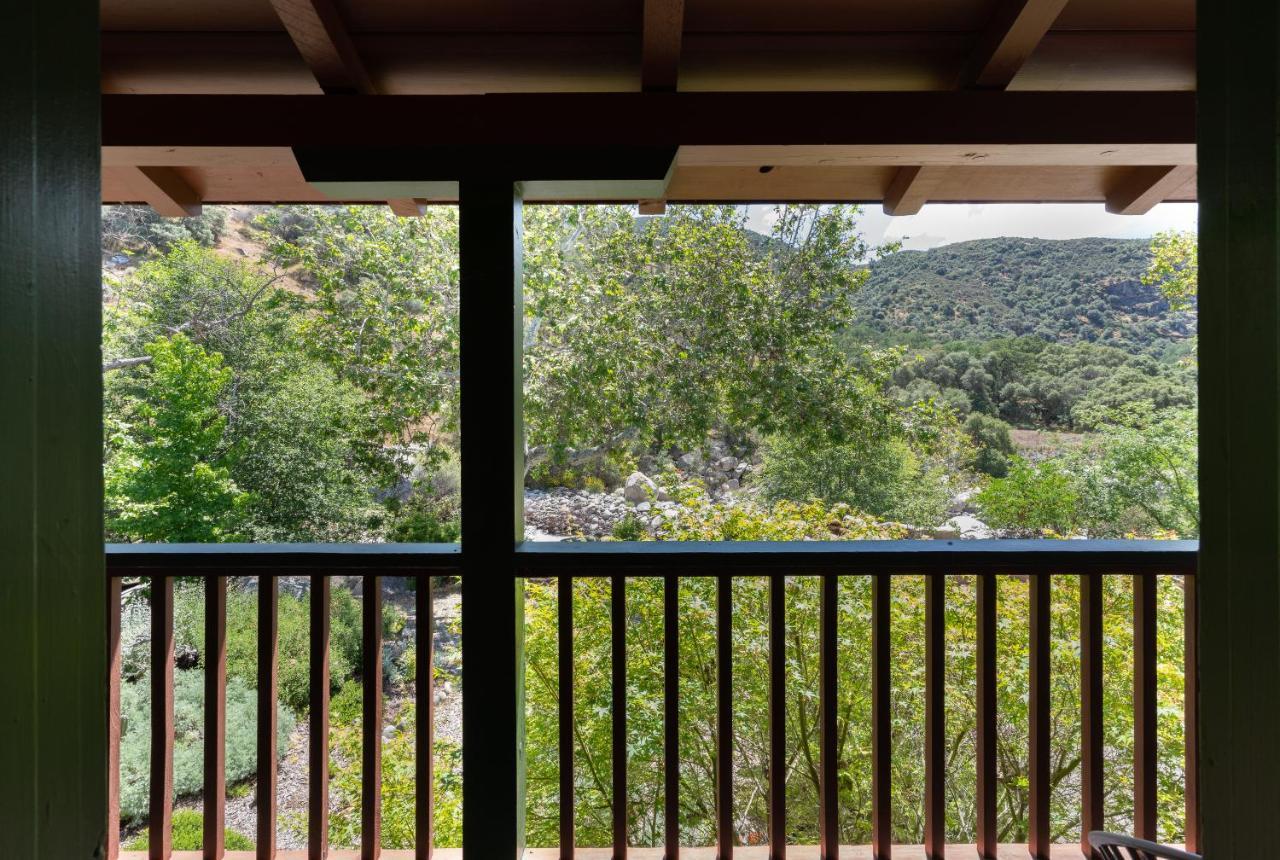Buckeye Tree Lodge Three Rivers Esterno foto