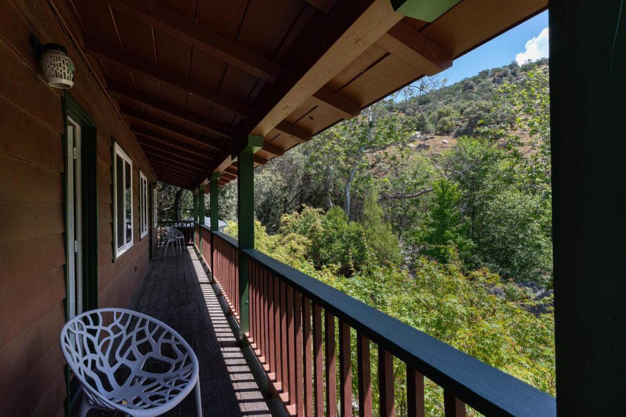 Buckeye Tree Lodge Three Rivers Esterno foto
