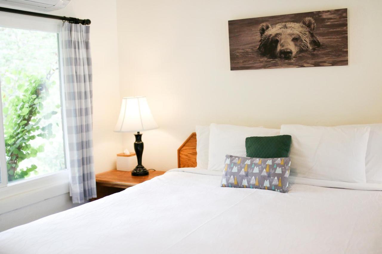 Buckeye Tree Lodge Three Rivers Esterno foto