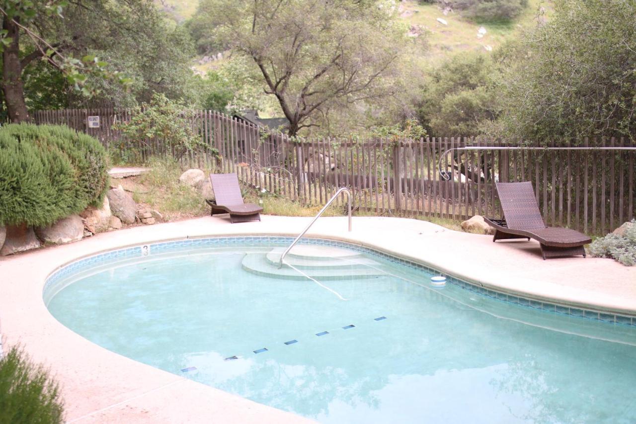 Buckeye Tree Lodge Three Rivers Esterno foto
