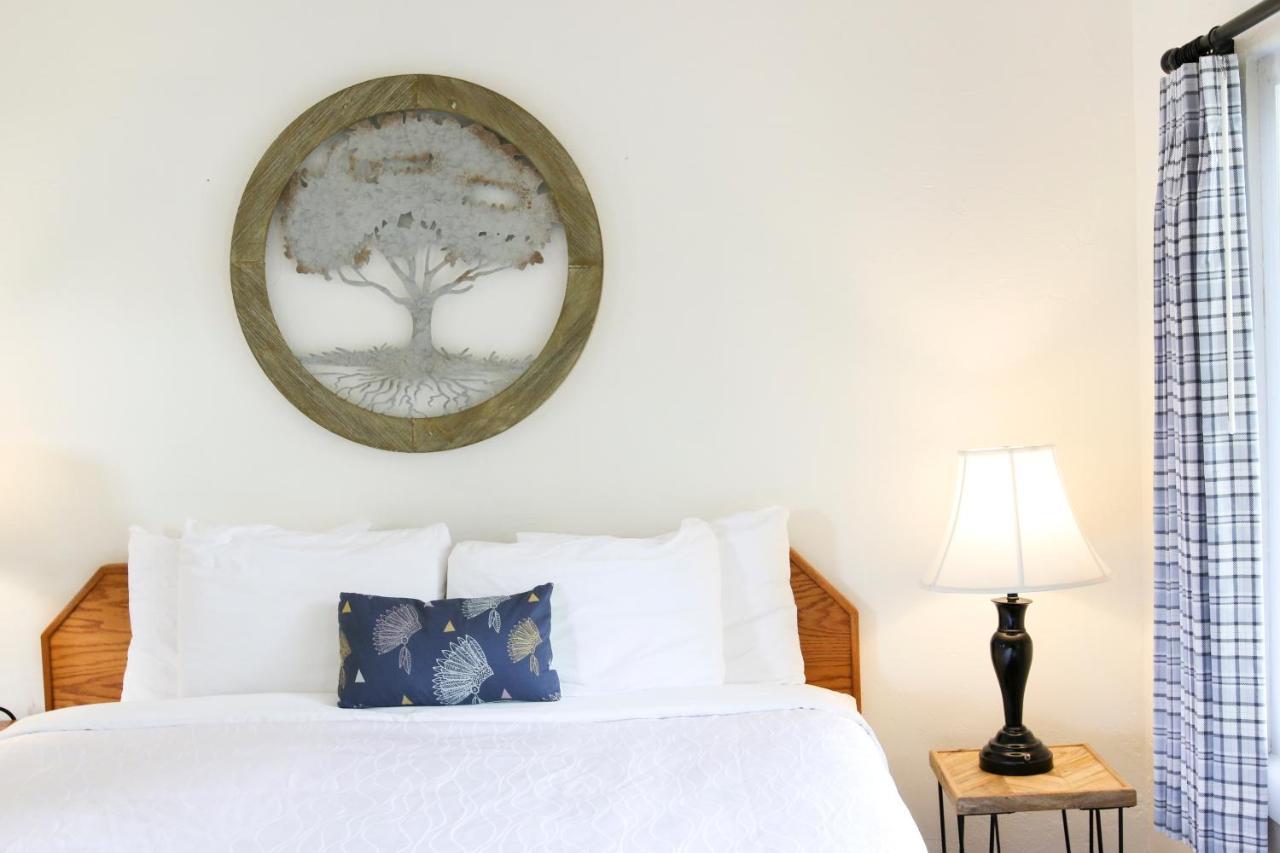 Buckeye Tree Lodge Three Rivers Esterno foto