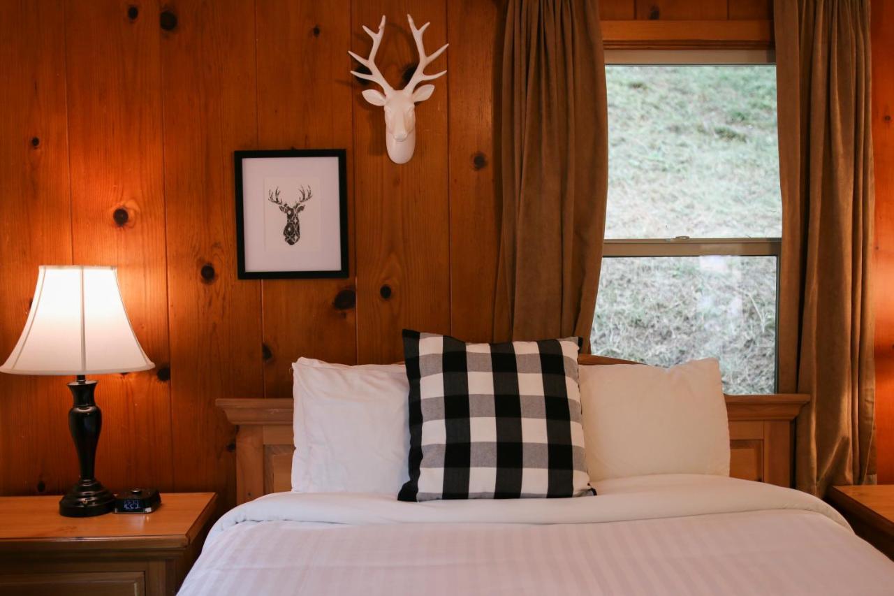 Buckeye Tree Lodge Three Rivers Esterno foto